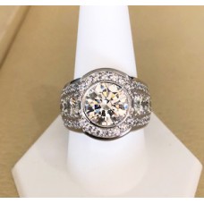 Platinum Mens Diamond Ring/Diamonds @ 8.98 ctw